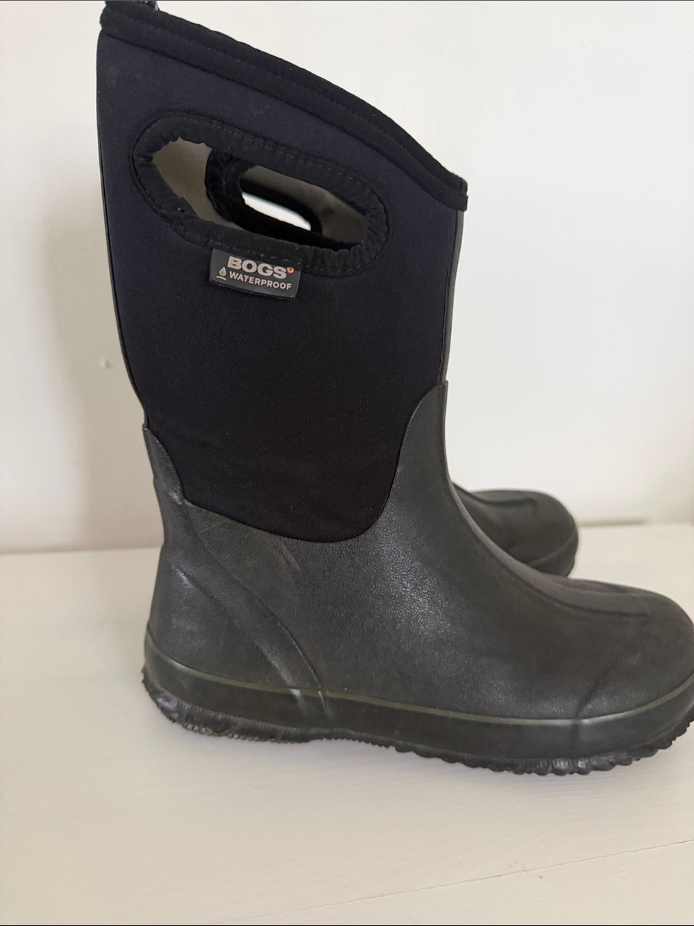 Bogs Kids Black Waterproof Pull-On Rain Boots with Handles